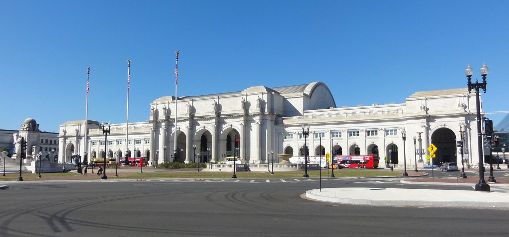Union_Station_Washington_DC_24_Sep_2013