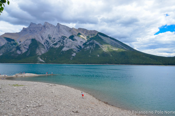 lake-minnewanka-2