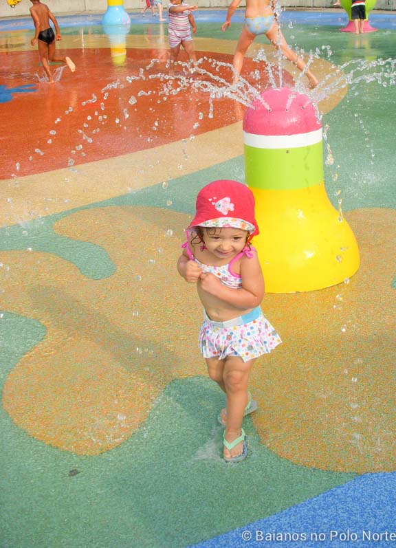 verão-toronto-praia-piscina-chafariz-2