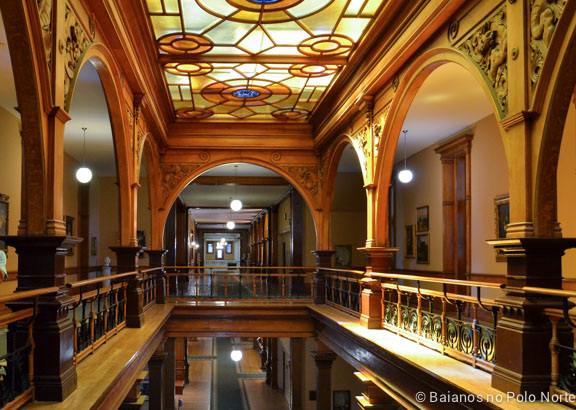 assembleia-legislativa-ontario-12