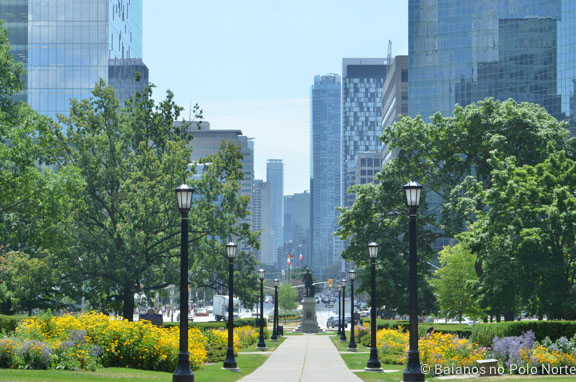 assembleia-legislativa-ontario-3