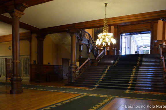assembleia-legislativa-ontario-6