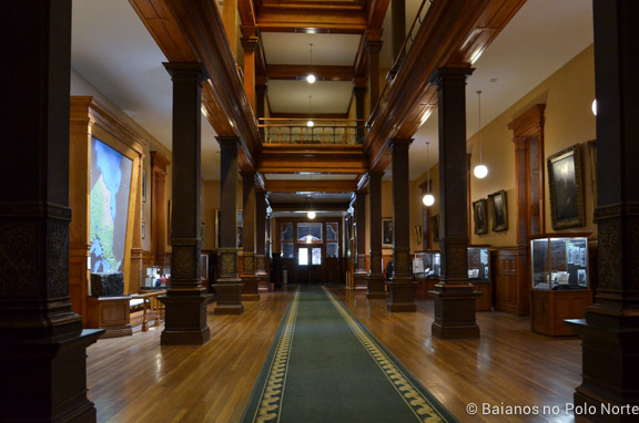 assembleia-legislativa-ontario-8