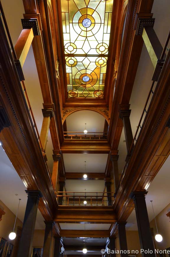 assembleia-legislativa-ontario-9