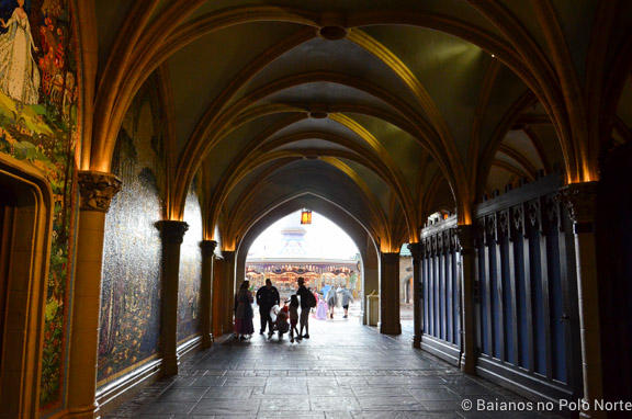 cinderella-royal-table-12