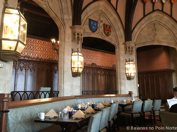 disney-royal-table-5