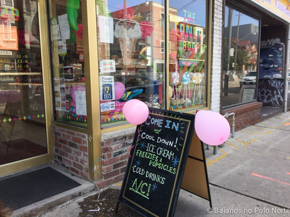 the-candy-bar-toronto-1