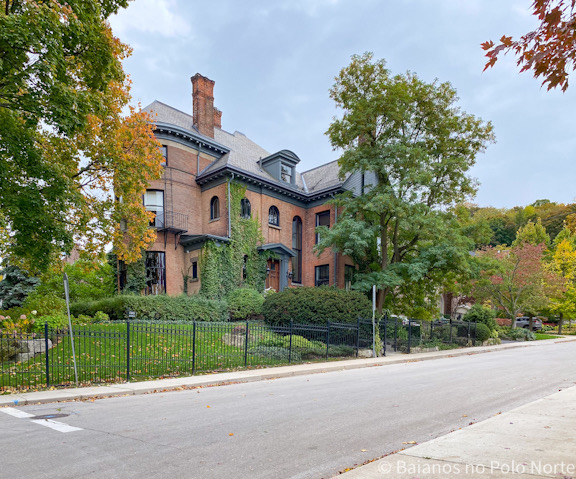 Handmaid’s Tale Grand Durand